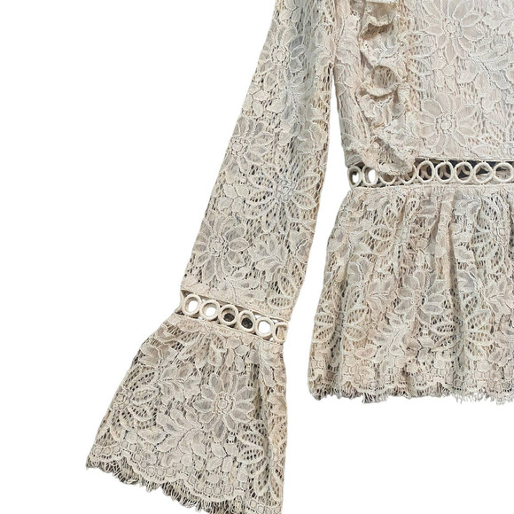 The Clothing Company Cream Lace Romantic Peplum Top Bell Sleeves Small - Picture 3 of 7